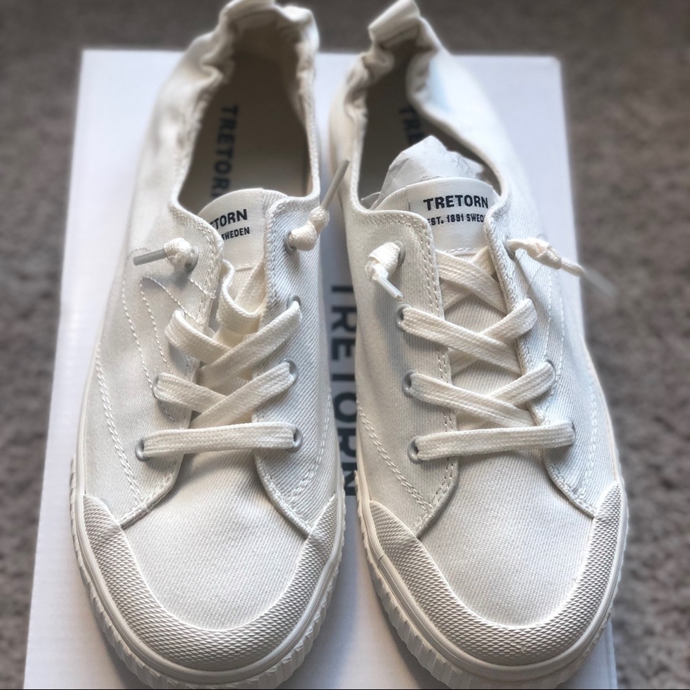 TRETORN white sneakers